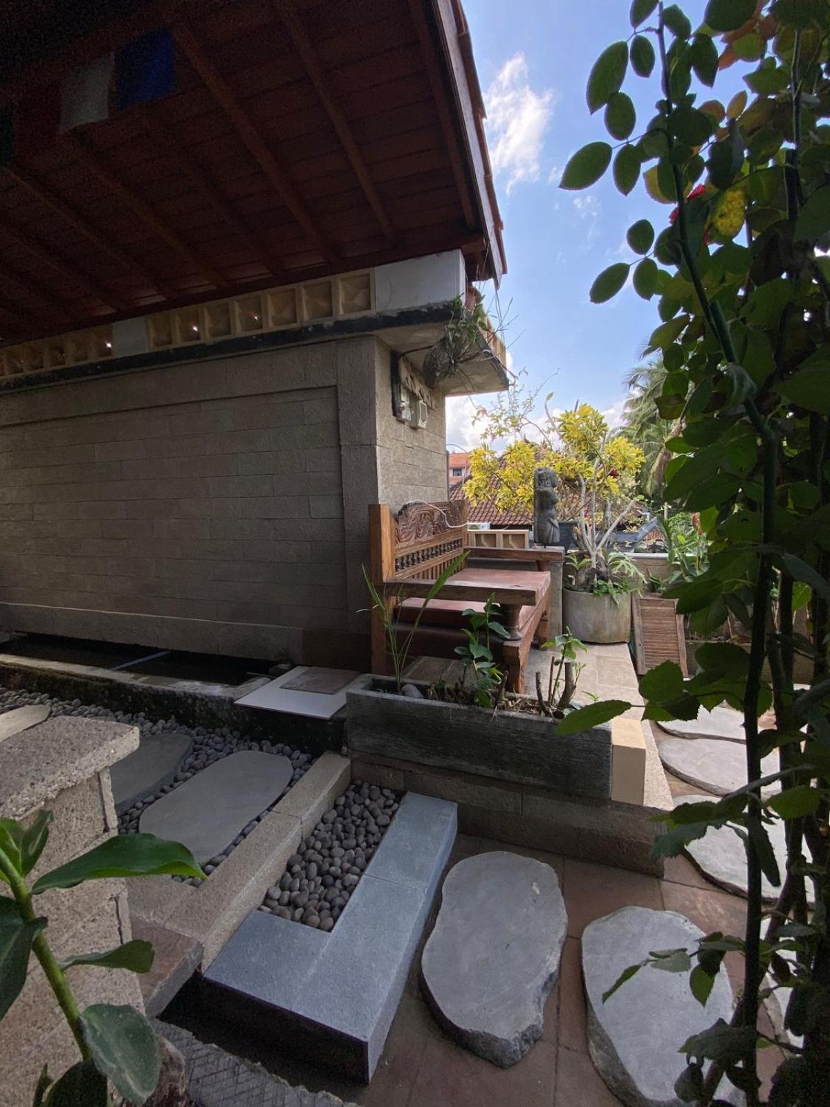 Ogek Home Stay Убуд Стая снимка