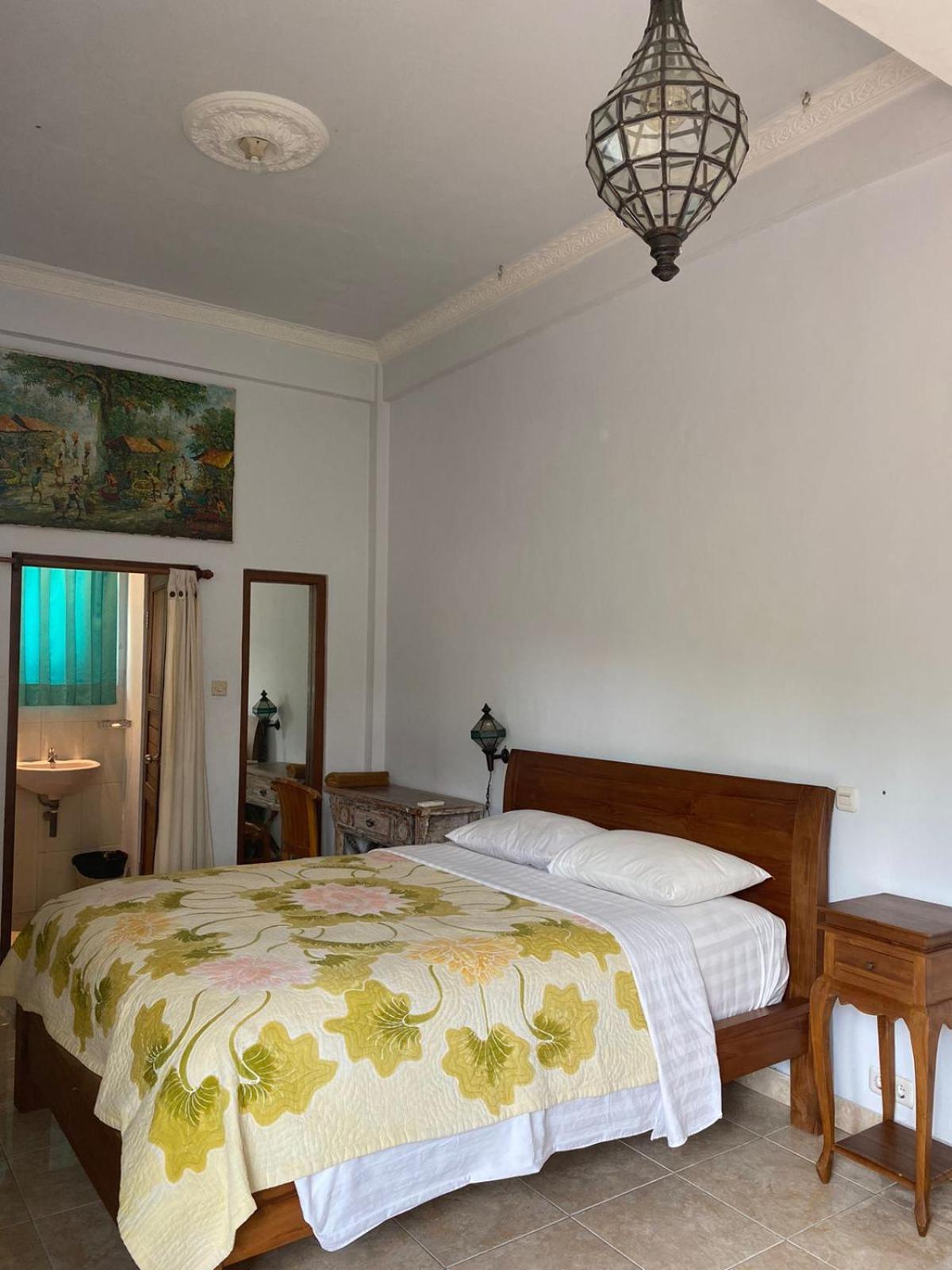 Ogek Home Stay Убуд Стая снимка