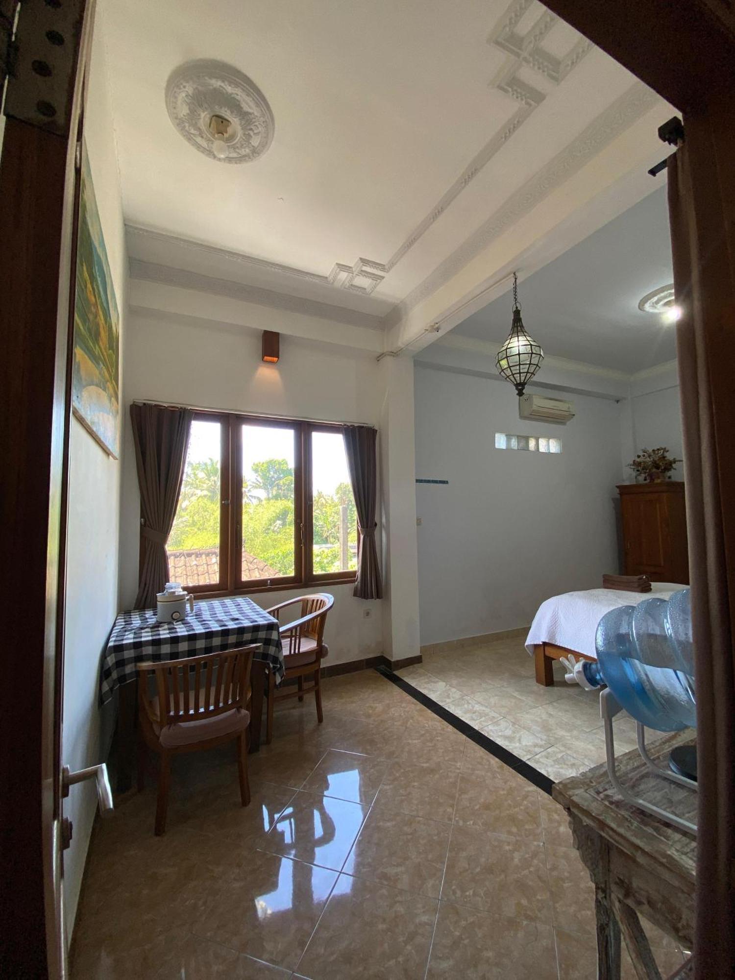 Ogek Home Stay Убуд Екстериор снимка